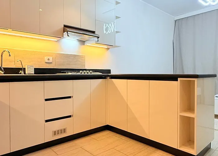 شقه فندقية متكامله 1 غرفه غايه فى الروعه والهدوء Apartment *